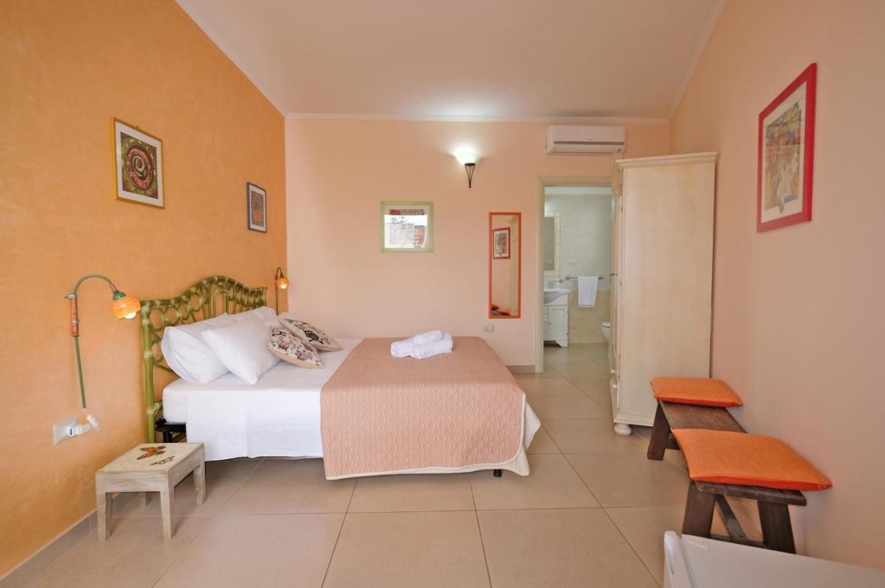 Bed and Breakfast Adua Art Кастриньяно-дель-Капо Экстерьер фото